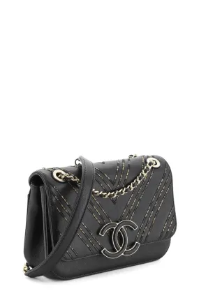 Beaded Chevron Classic Flap Black with Gold Hardware