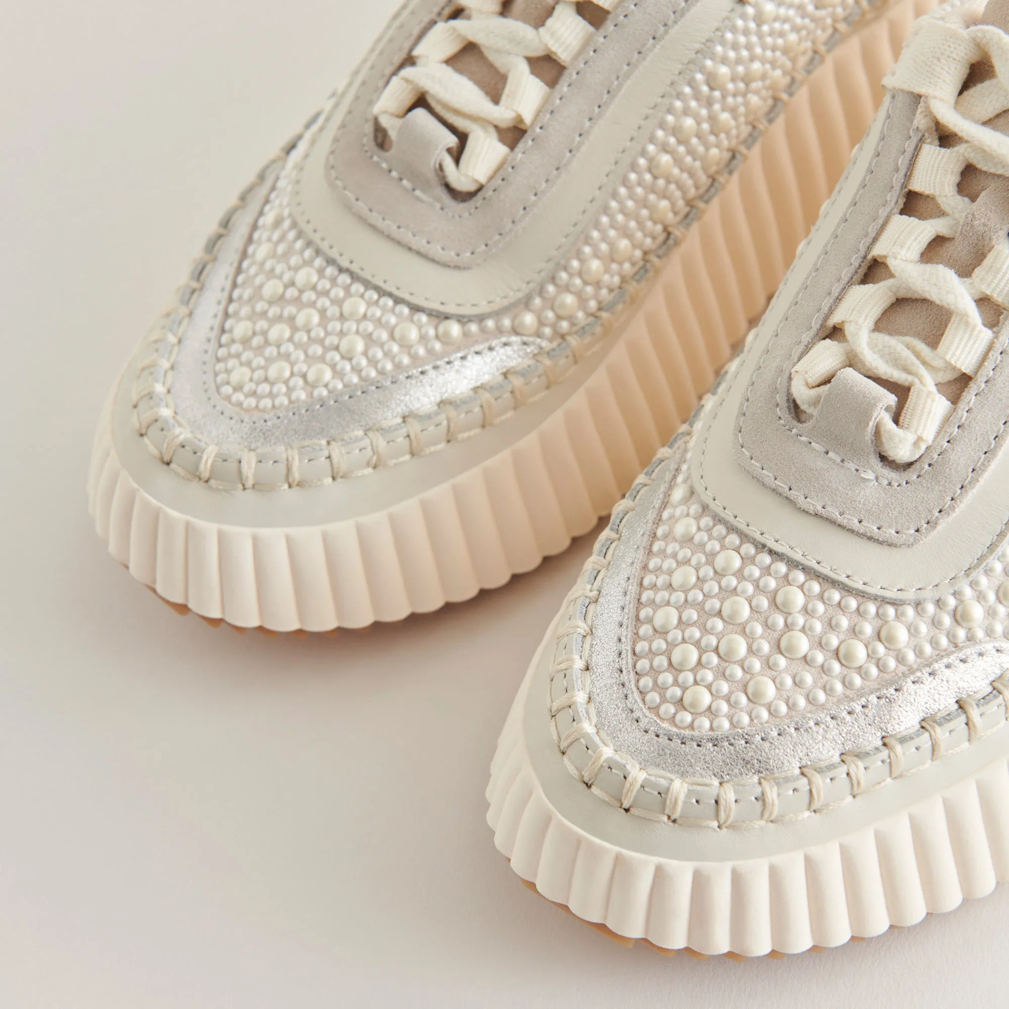 DOLEN PEARL SNEAKERS VANILLA PEARLS